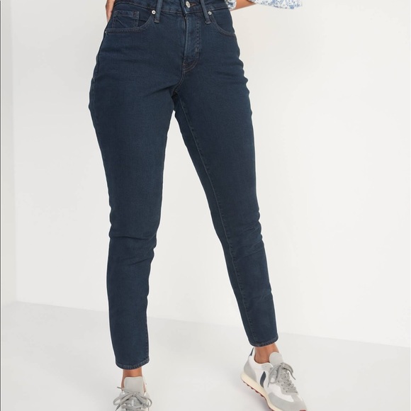Old Navy Super Skinny Jeans - Picture 1 of 4